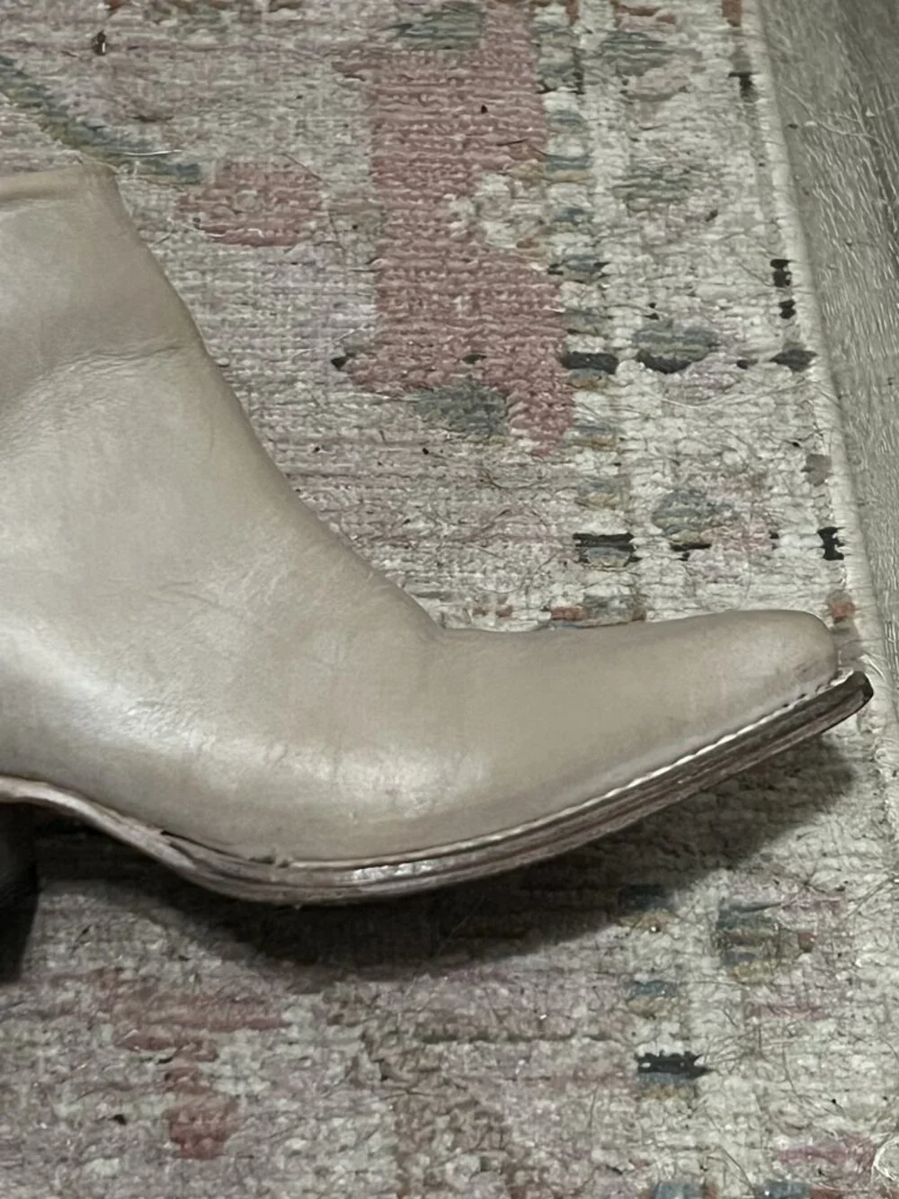 Freebird By Steven Rule Boots Booties Western Boho Cream Silver Croc Size 6